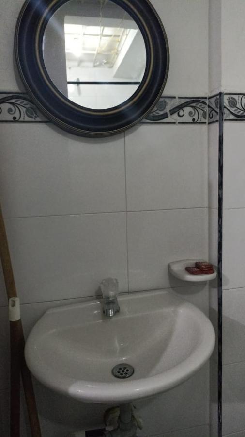 Apartamento & Gomez Society