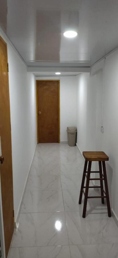 & Gomez Society Apartamento