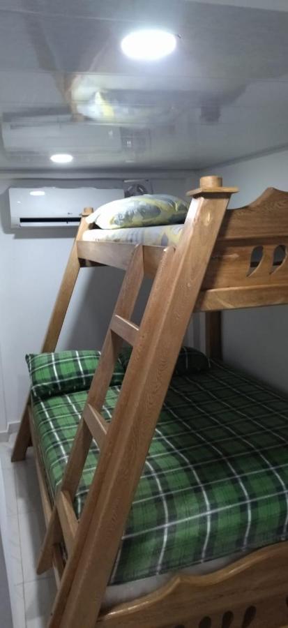 & Gomez Society Apartamento